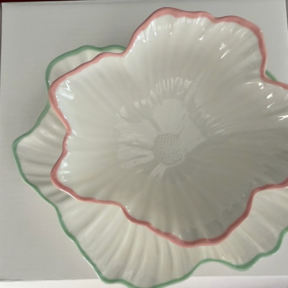 Lilly Pulitzer White Floral Ceramic Nesting Bowl and Dish with Pink & Mint Rims - Picture 5 of 12